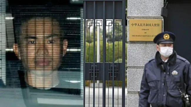 日本自卫队军官的“闯馆”细节