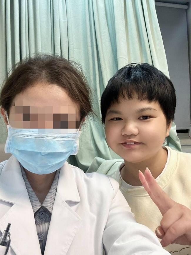 用衣服擦血女孩正考虑肾移植 病情暂稳但仍存风险