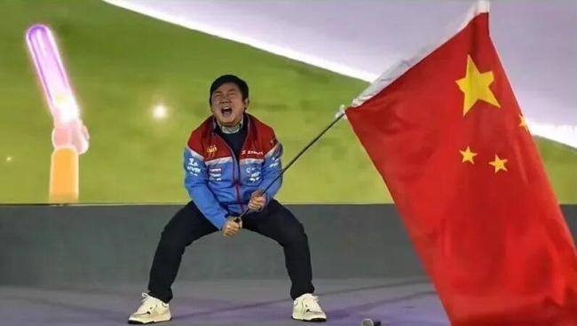 张雪机车一战封神:不逐短利所向披靡 打破欧美日品牌垄断