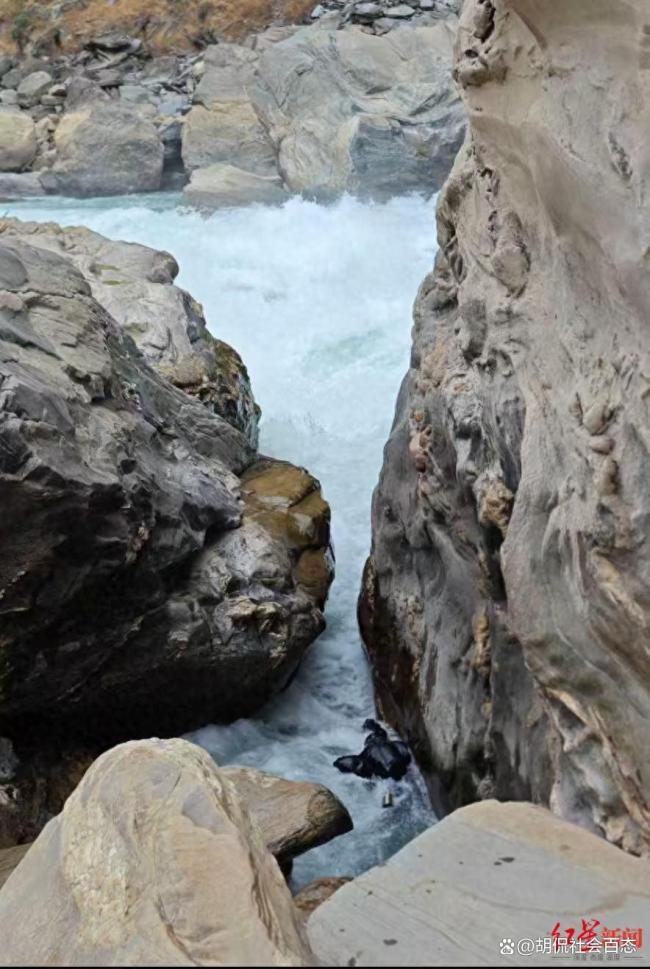 家属放弃打捞虎跳峡男子尸体 自然水域救援困境凸显