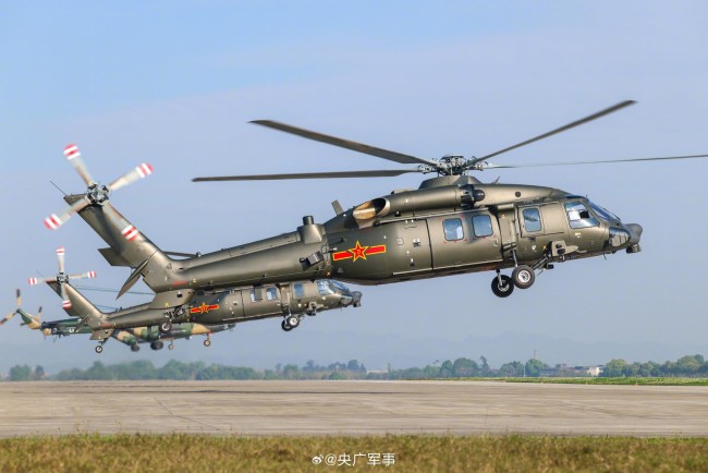 陆军多型直升机跨昼夜飞行训练