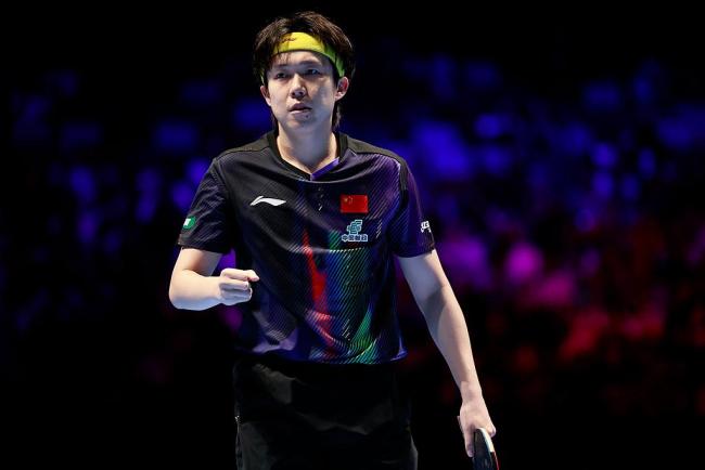 王楚钦挺进乒乓世界杯八强 展现顽强斗志