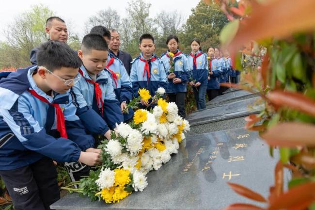 六安籍隐蔽战线烈士陈琳魂归故里 英雄终于回家