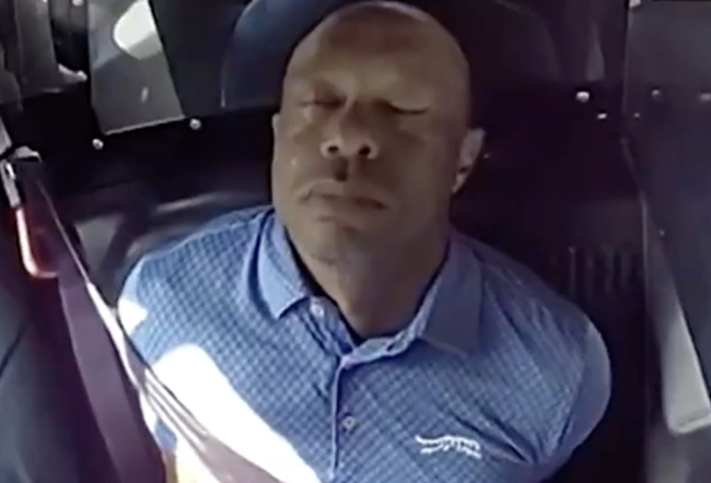 老虎伍兹被捕画面曝光 毒驾疑云再起