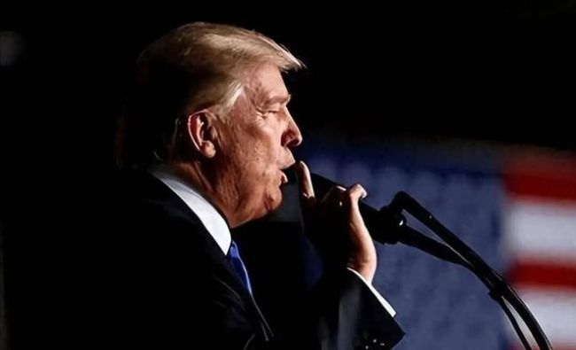 美情报机构打脸特朗普 事实核查揭露真相