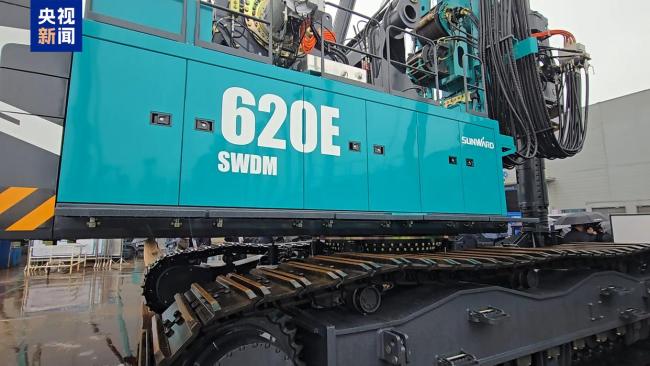 首飞首艘首发！多领域硬核实力再刷屏 创新突破振奋人心