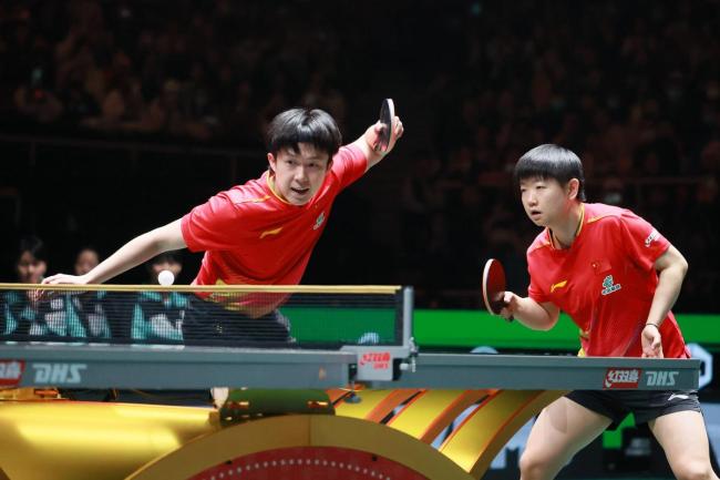 四队友接连倒下，独自扛起争冠重任，王楚钦无愧国乒顶梁柱 上场 孤军奋战的世界杯之路