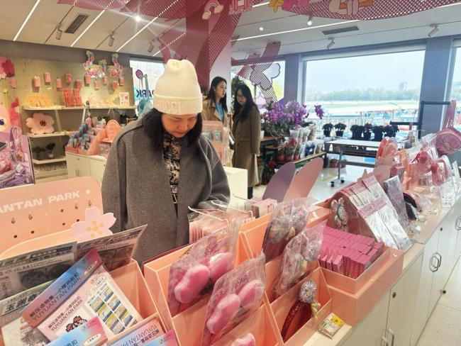 清明假期新业态解锁新体验 赏花经济引领潮流