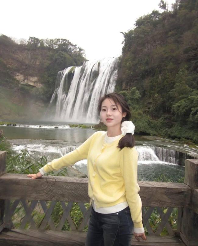 22岁女生做生命告别师 月均200场 用温暖送别生命