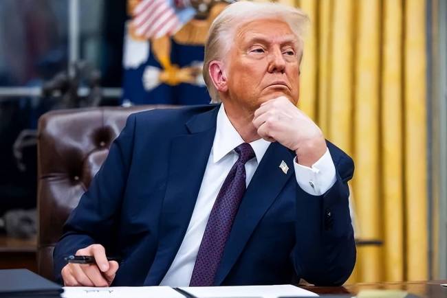 特朗普到底是总统还是操盘手？权力与财富的双重游戏