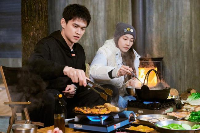 秦昊伊能静参加《妻子的浪漫旅行2026》 共谋爱的旅程