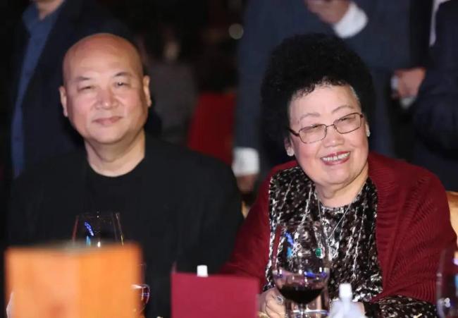 陈丽华灭一火 系“唐僧”迟重瑞妻子 紫檀博物馆馆长离世