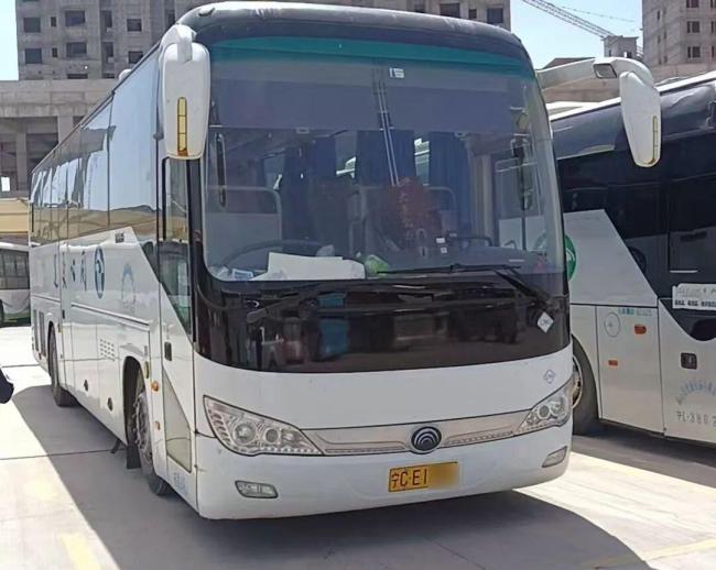 司机离世前踩死刹车护住45人 生死瞬间的责任与本能