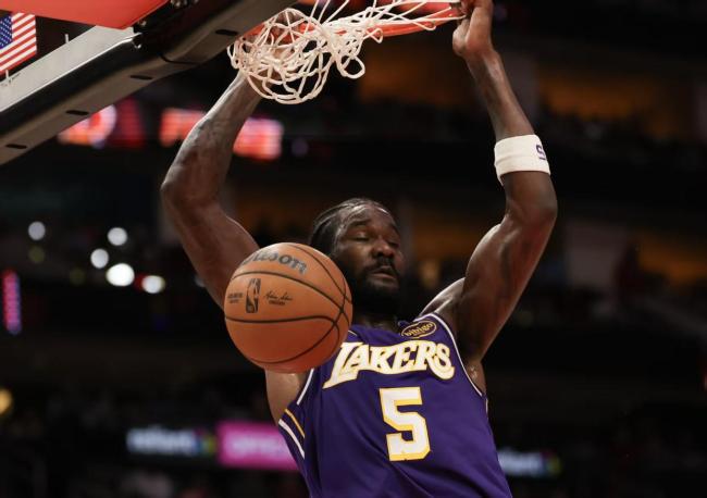 布朗尼还得詹姆斯喂