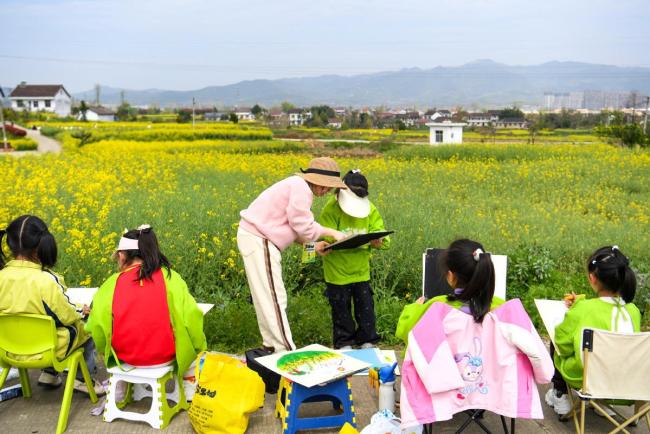 春日经济活力的关键何在 创新供给模式激发消费潜力