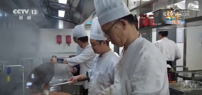 民生一件事 | “小”食堂折射“大”民生