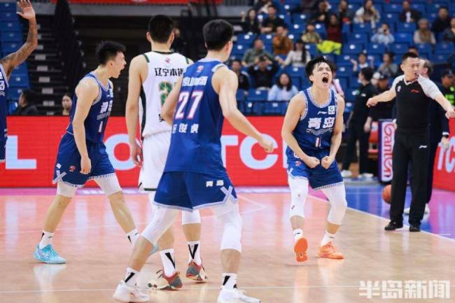 青岛双加时98-96险胜辽宁
