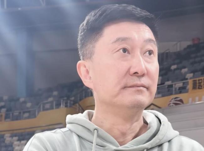 杜锋：打广厦要全力去拼