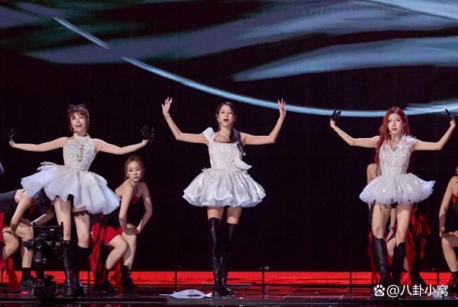 维妮娜是央视前主持人