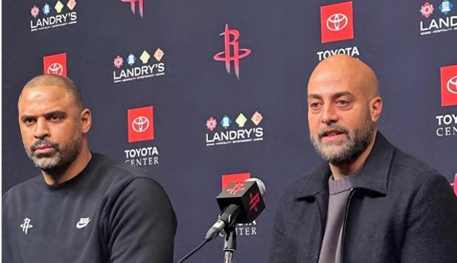 火箭总司理给乌度卡出贫寒 季后赛交替生变？