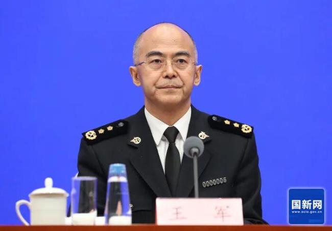 海关总署副署长点名张雪机车