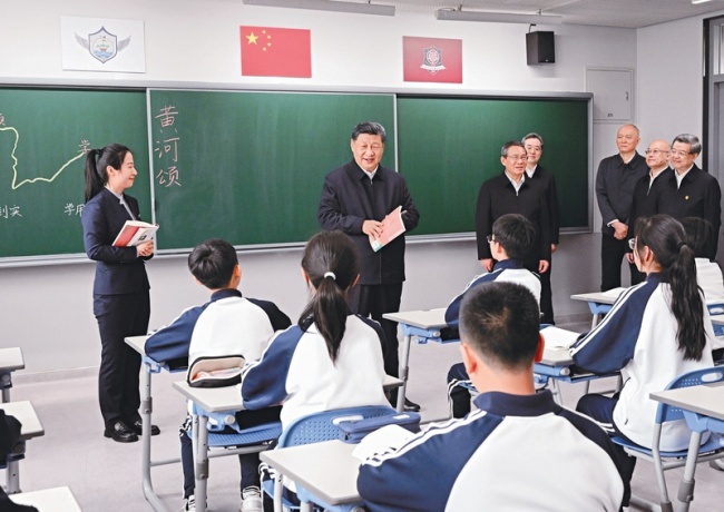 推動(dòng)全民閱讀，建設(shè)書香社會(huì)