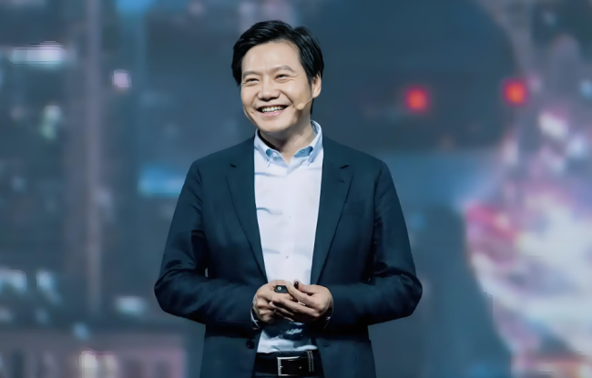 股价“腰斩” 小米遇到了什么问题 多业务承压引发资本担忧