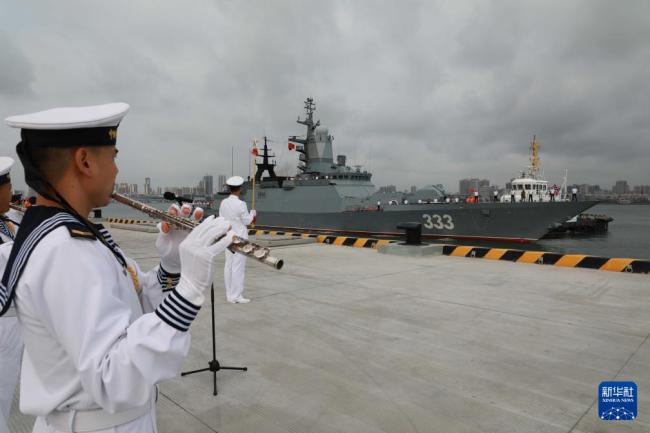 俄海军编队抵达湛江 开启五天友好访问