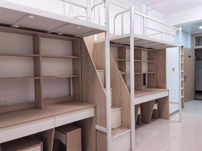 家长为儿子选高中竟只看有无马桶 家长：不是舍不得孩子吃苦，是没必要没苦硬吃