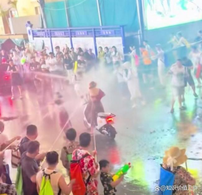 泼水节变味儿：节日欢乐变骚扰