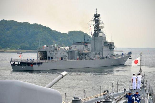 中方跟监日舰过航台湾海峡 坚决反制挑衅行为