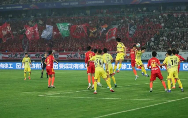 苏超“南兄南弟”火遍球迷圈 新赛季格局大变