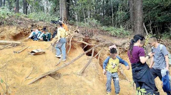 疯狂淘晶热！广州一大山遭人私挖水晶 山体破坏引关注