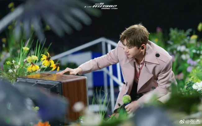 张杰16场鸟巢演唱会收官发文 斗转星移的硬核浪漫