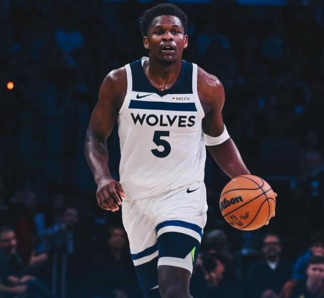 森林狼19分逆转掘金