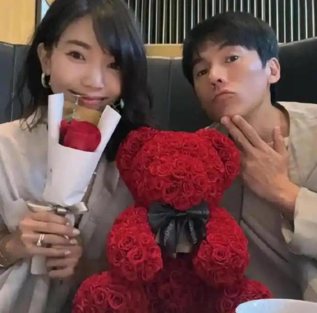 曝张婉婷Q女士聊天记录 自曝过往引爆舆论