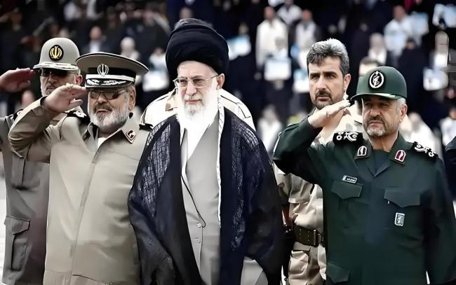 伊朗强硬派反弹 权力博弈加剧