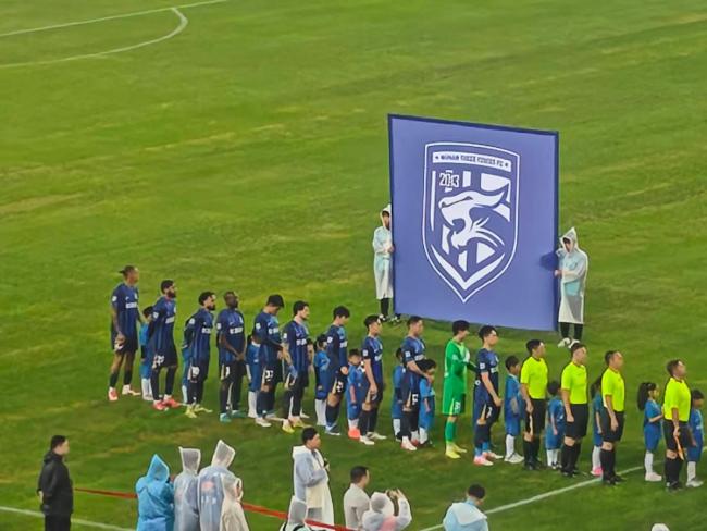 武汉三镇队2比0完胜浙江队 负分转正关键战