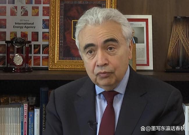 欧盟再加码对俄制裁 能源危机加剧