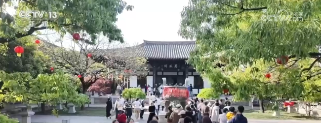  “足球+夜市+美食+趣玩”聚人气、添活力