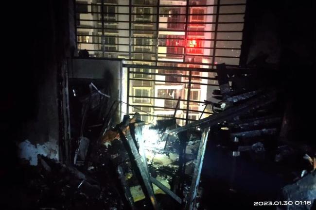 三年烧了两套房 都是因为“坏习惯” 杂物堆积惹祸端