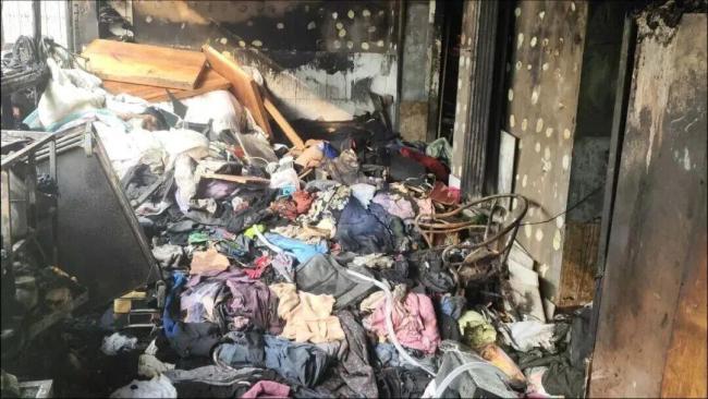 三年烧了两套房 都是因为“坏习惯” 杂物堆积惹祸端