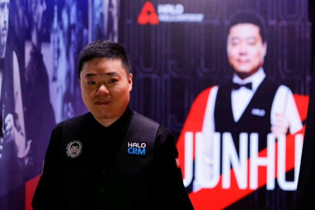 丁俊晖：谁赢都是中国人晋级 大家不要给赵心童压力