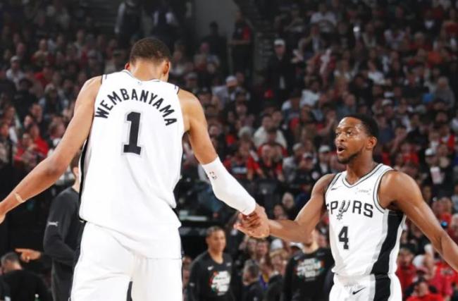 马刺3比1开拓者 文班亚马强势回归助队拿赛点