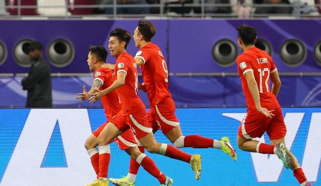 中超联赛第8轮：河南VS上海申花 申花力争保持联赛不败战绩 申花客场完胜