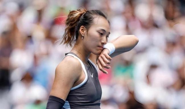 莱巴金娜称郑钦文是个很强的对手 马德里赛场激烈对决