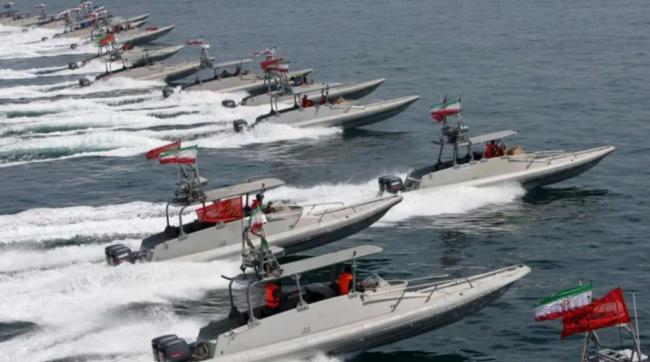 伊朗“蚊子舰队”如何控制海峡 海上刺客军团的威慑力