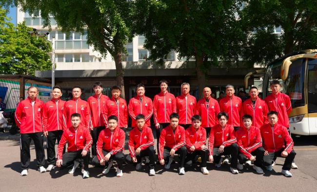 国乒出征伦敦世乒赛团体赛 迎接挑战充满信心