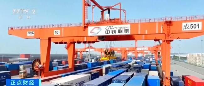2万吨泰国榴莲来了 价格大降超三成 冷链物流助力