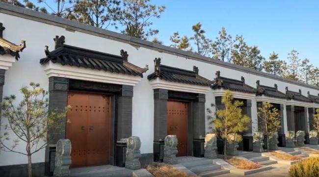 吉林一地现豪华住宅式墓地 生态园变墓地疑云